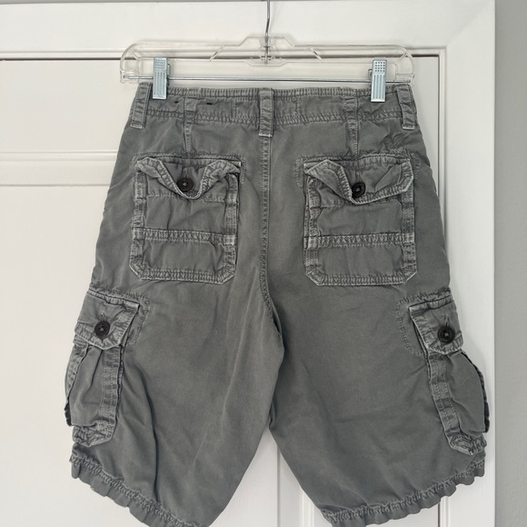 American Eagle cargo shorts - Picture 2 of 4